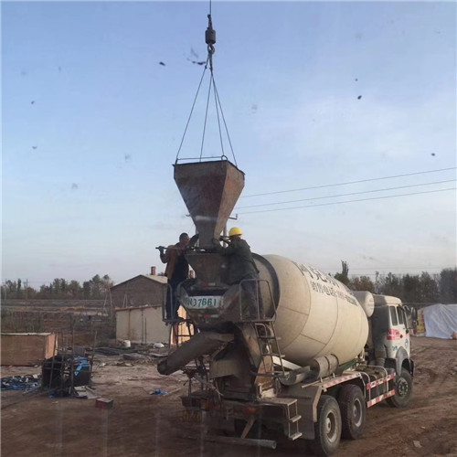 广饶县“精准瞄准”—— 吊车的 “定位导航” 技术